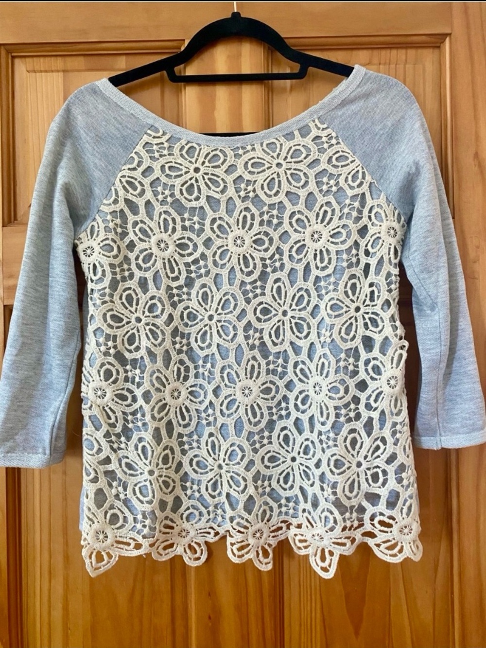 Monteau Gray Floral Crochet Lace Top Boho Cottagecore Sweater Small